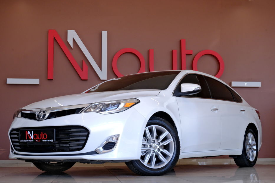 Продам Toyota Avalon 2014 года в Одессе