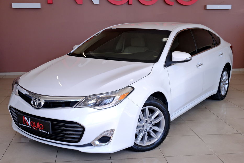 Продам Toyota Avalon 2014 года в Одессе