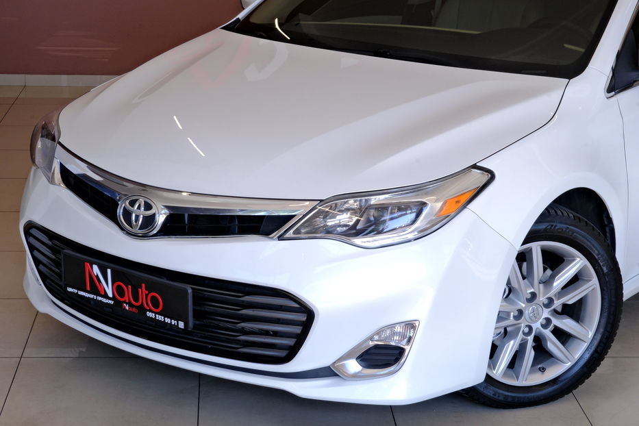 Продам Toyota Avalon 2014 года в Одессе