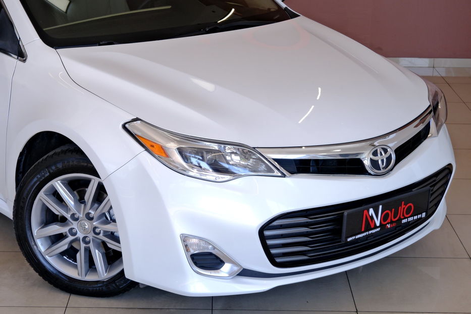 Продам Toyota Avalon 2014 года в Одессе