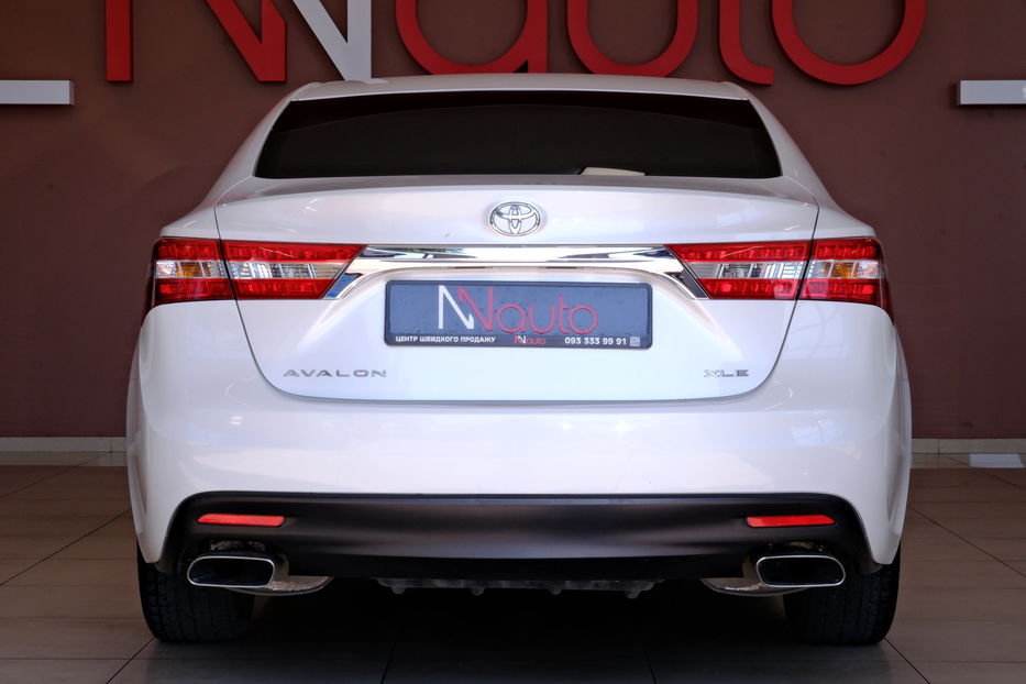 Продам Toyota Avalon 2014 года в Одессе