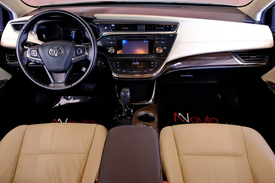 Продам Toyota Avalon 2014 года в Одессе