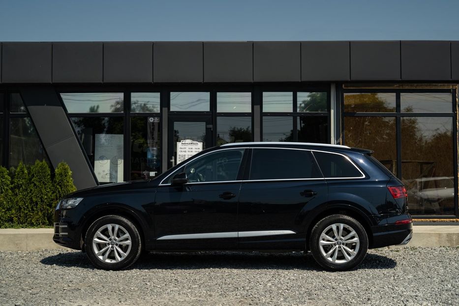 Продам Audi Q7 Premium Plus 2017 года в Черновцах