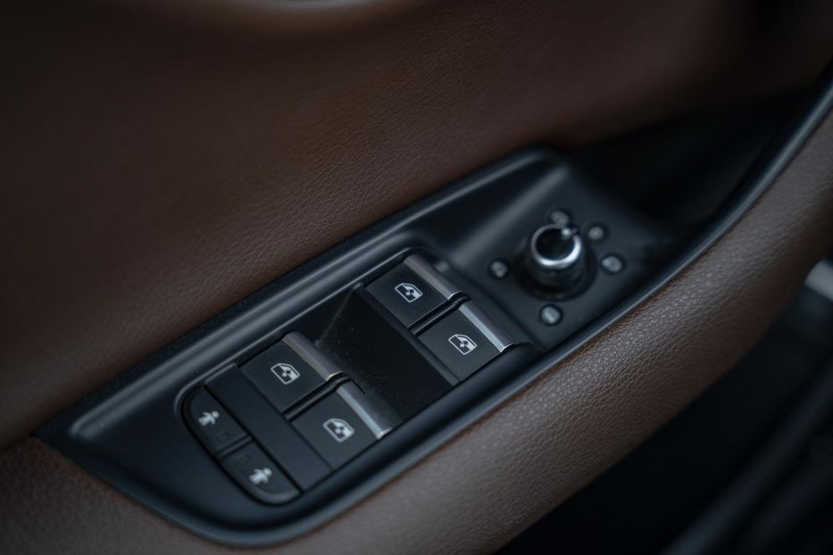Продам Audi Q7 Premium Plus 2017 года в Черновцах