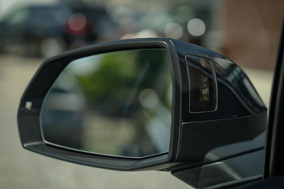 Продам Audi Q7 Premium Plus 2017 года в Черновцах