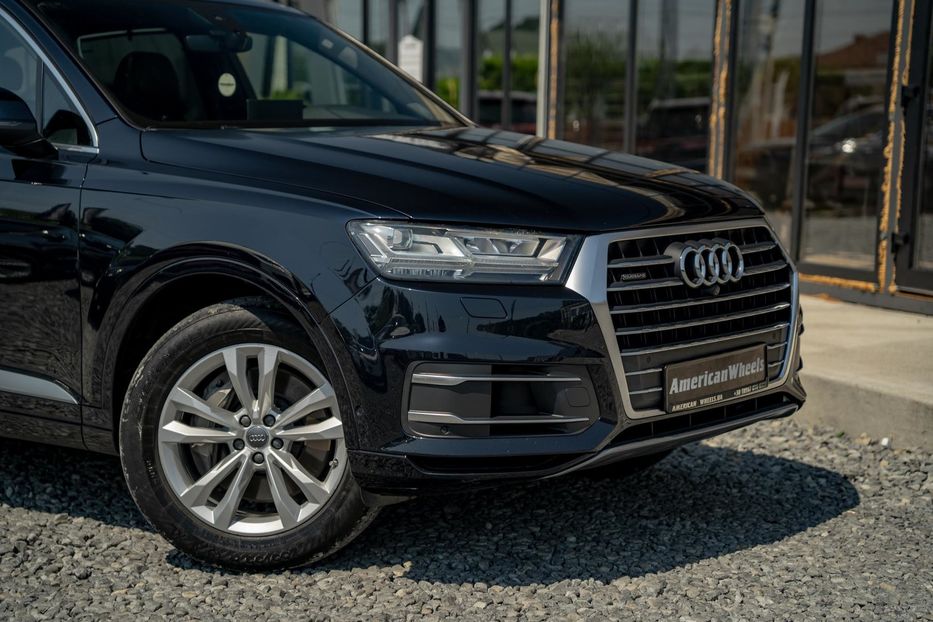 Продам Audi Q7 Premium Plus 2017 года в Черновцах