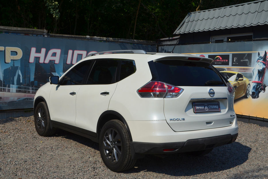 Продам Nissan Rogue 2016 года в Киеве