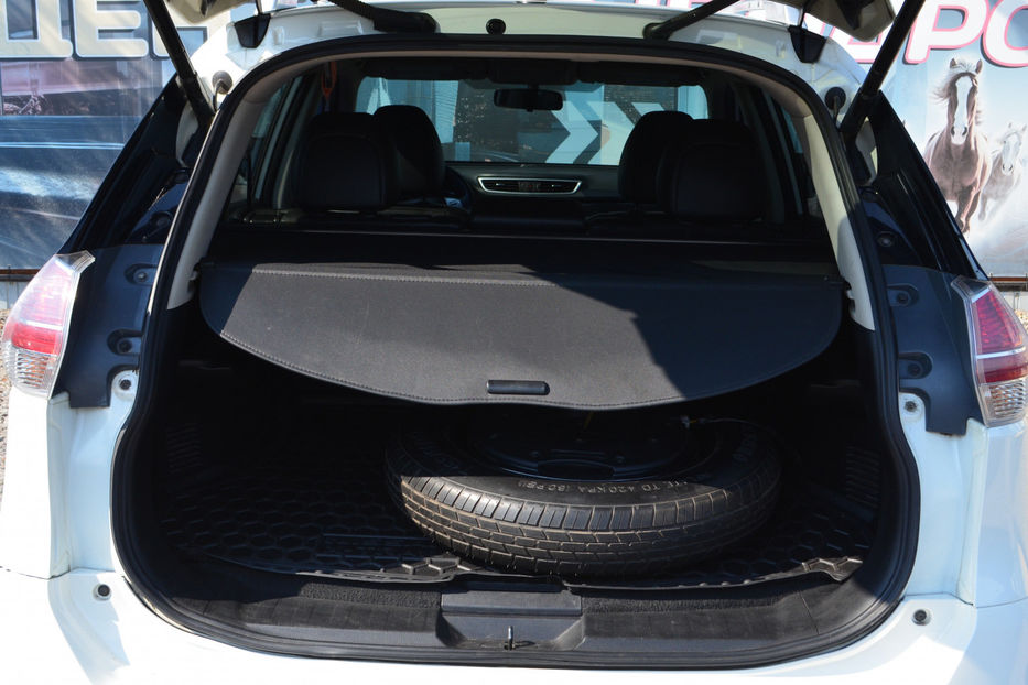 Продам Nissan Rogue 2016 года в Киеве