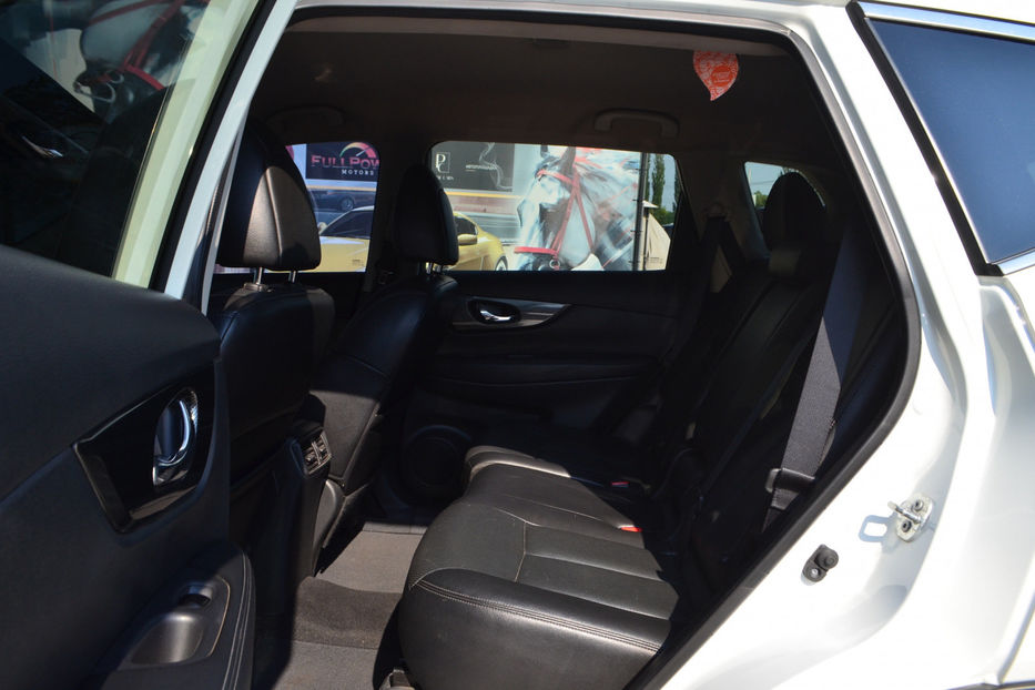 Продам Nissan Rogue 2016 года в Киеве