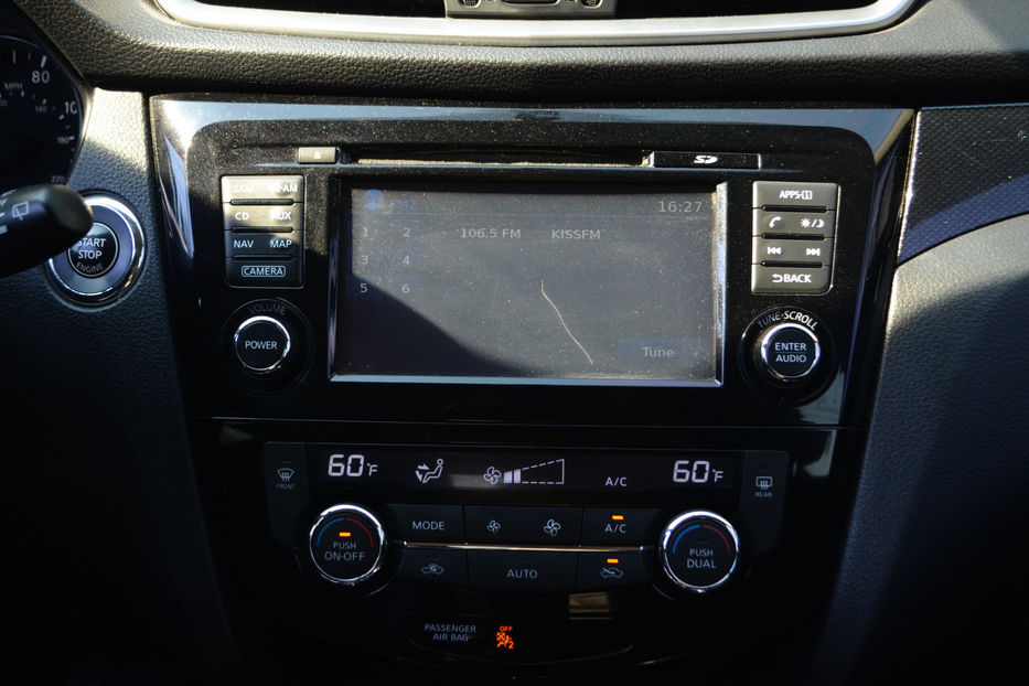 Продам Nissan Rogue 2016 года в Киеве