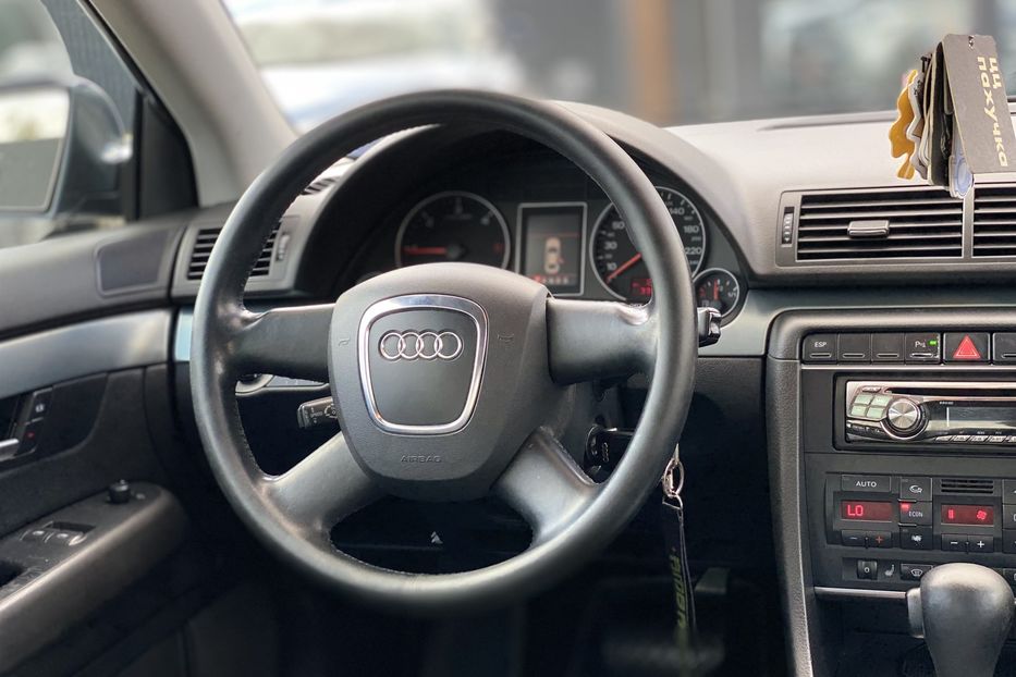 Продам Audi A4 B7 2005 года в Луцке