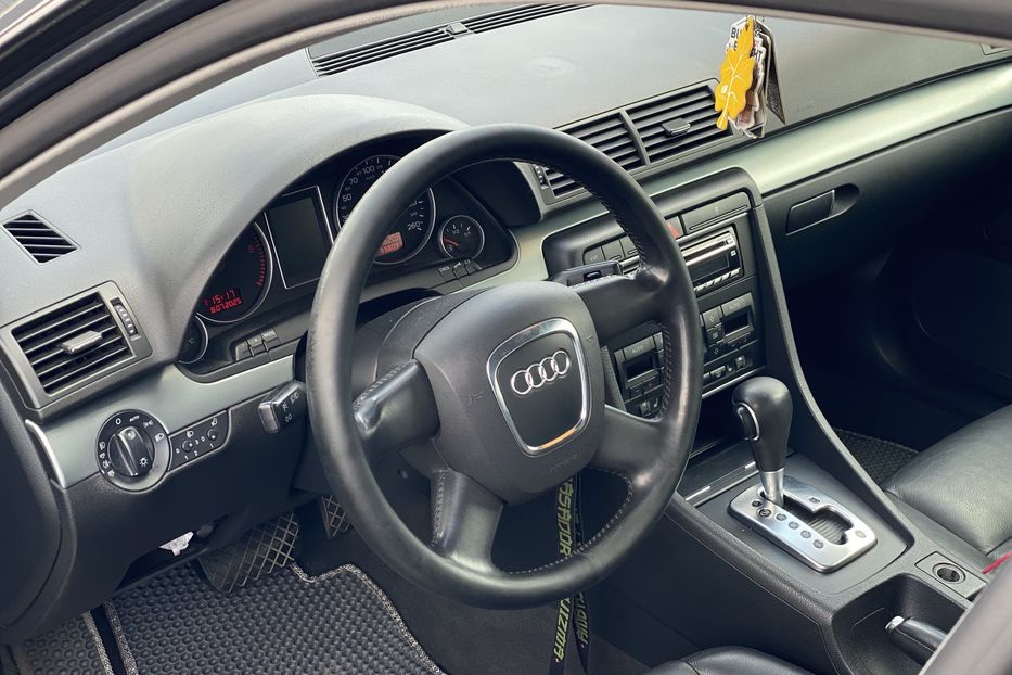 Продам Audi A4 B7 2005 года в Луцке