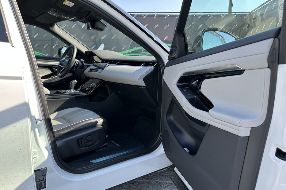 Продам Land Rover Range Rover Evoque R-Dynamic 2023 года в Киеве