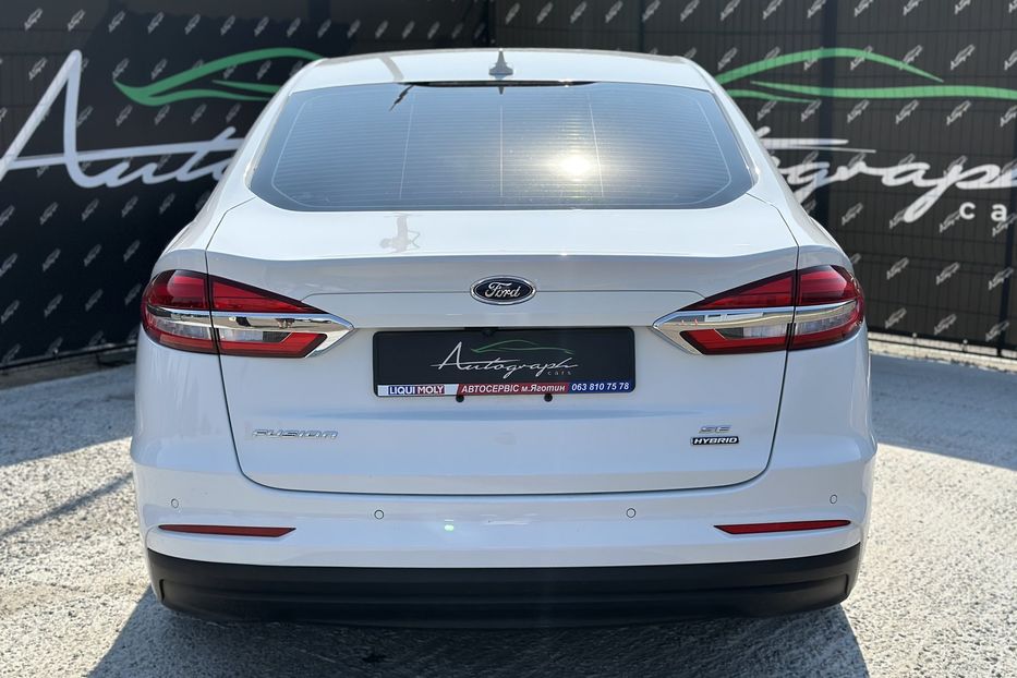 Продам Ford Fusion SE Hybrid 2019 года в Киеве