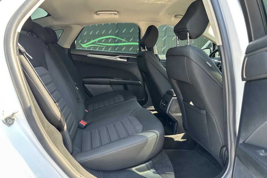 Продам Ford Fusion SE Hybrid 2019 года в Киеве