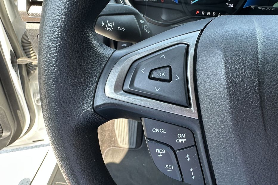 Продам Ford Fusion SE Hybrid 2019 года в Киеве