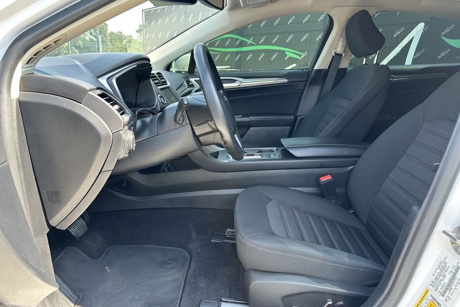 Продам Ford Fusion SE Hybrid 2019 года в Киеве