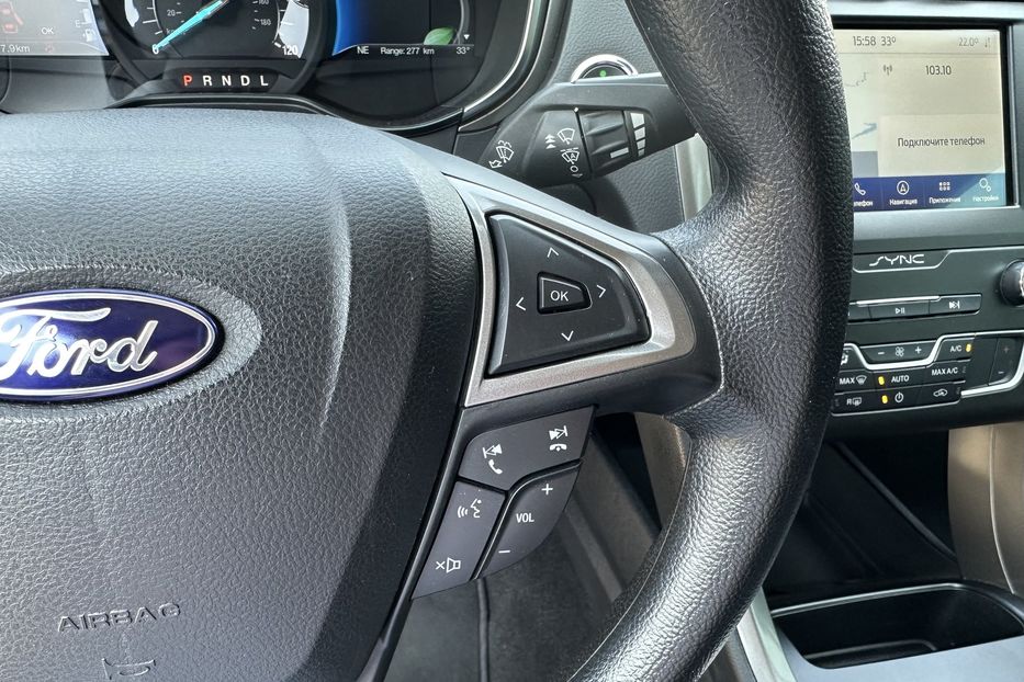 Продам Ford Fusion SE Hybrid 2019 года в Киеве