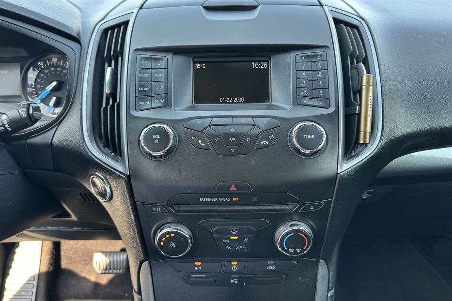 Продам Ford Edge SE 2016 года в Киеве