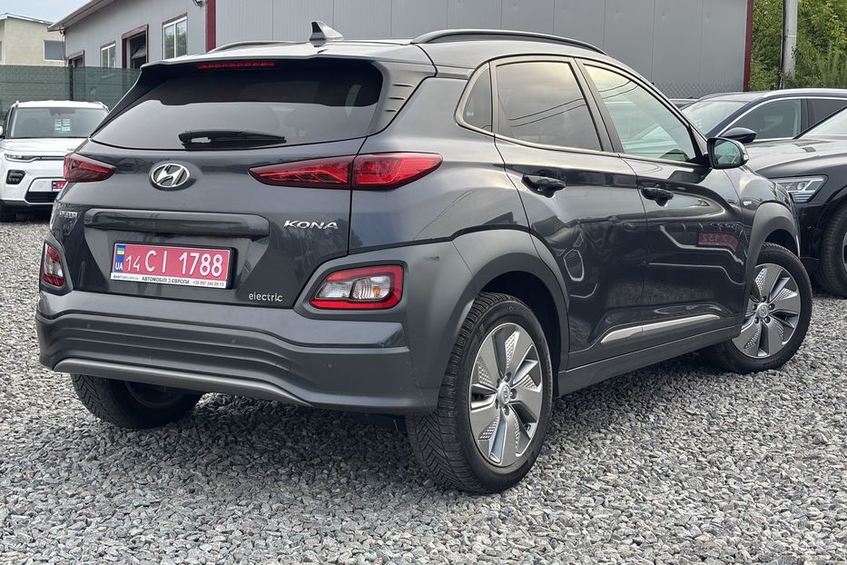 Продам Hyundai Kona 64квт Fashion  2020 года в Львове