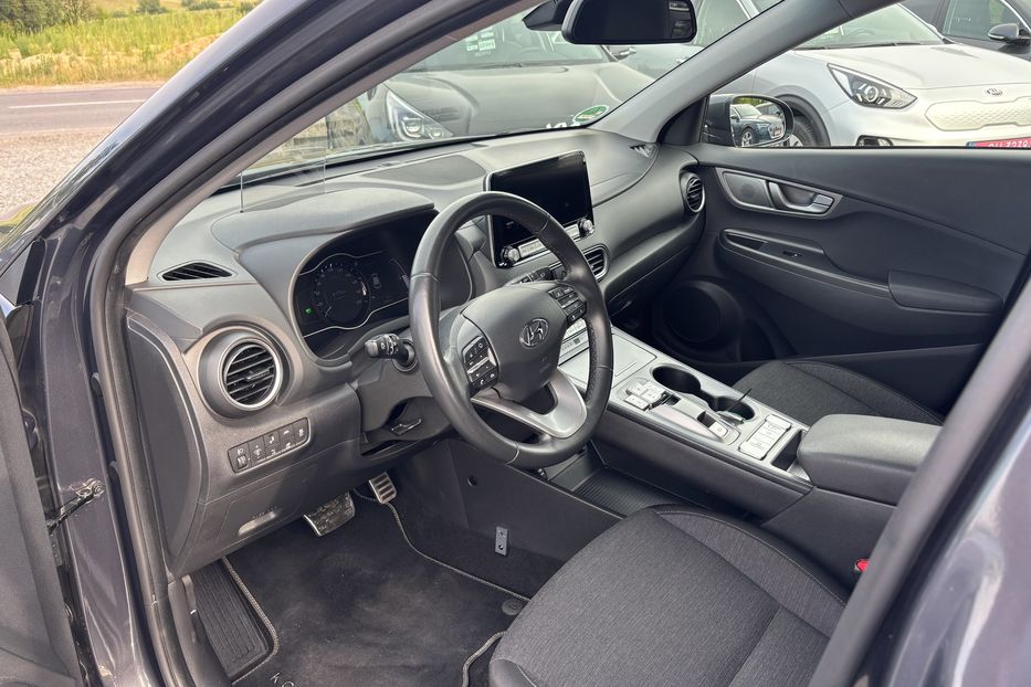 Продам Hyundai Kona 64квт Fashion  2020 года в Львове