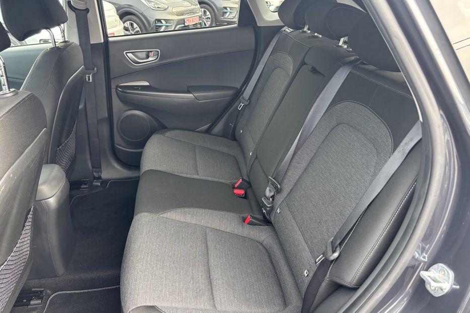 Продам Hyundai Kona 64квт Fashion  2020 года в Львове