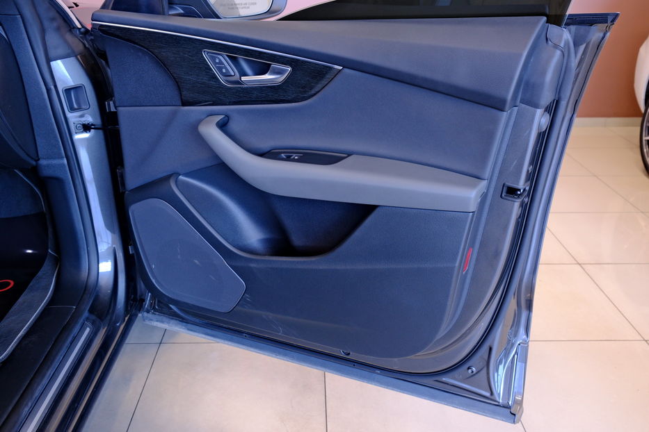 Продам Audi Q8 2020 года в Одессе