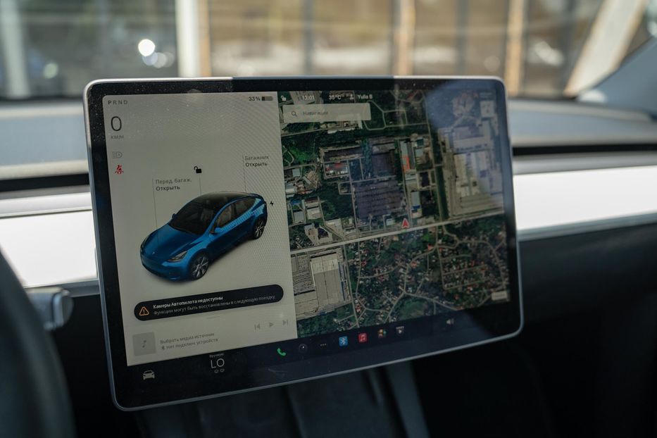 Продам Tesla Model Y Standard Range 2021 года в Черновцах