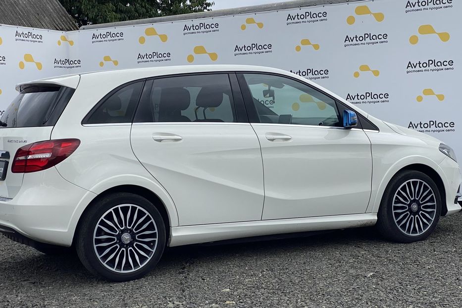 Продам Mercedes-Benz B-Class 2015 года в Луцке