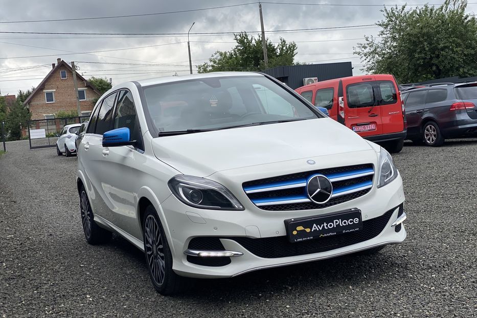 Продам Mercedes-Benz B-Class 2015 года в Луцке