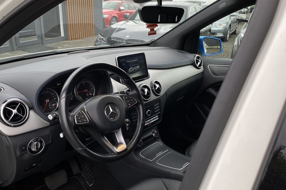 Продам Mercedes-Benz B-Class 2015 года в Луцке