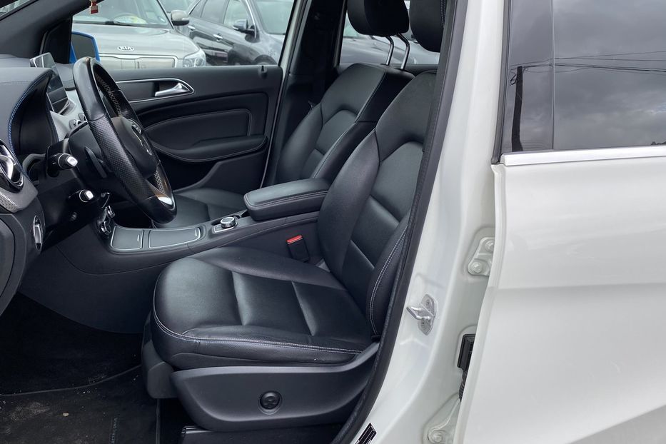 Продам Mercedes-Benz B-Class 2015 года в Луцке
