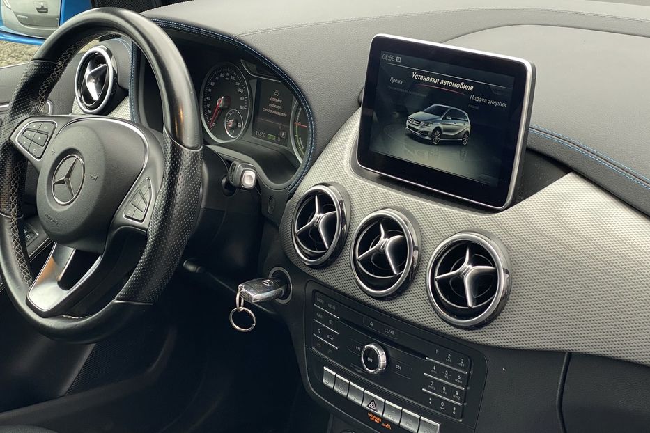 Продам Mercedes-Benz B-Class 2015 года в Луцке