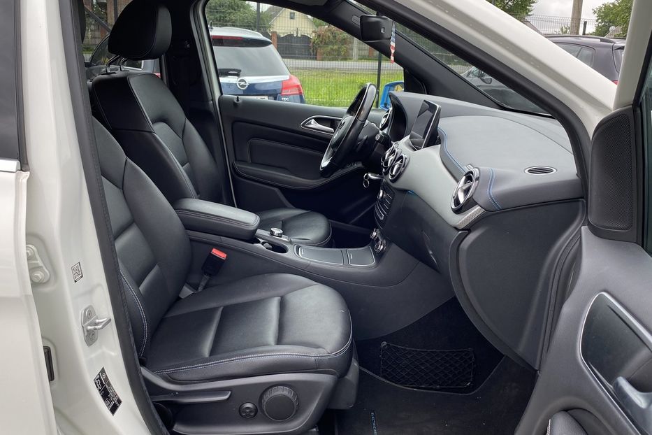 Продам Mercedes-Benz B-Class 2015 года в Луцке