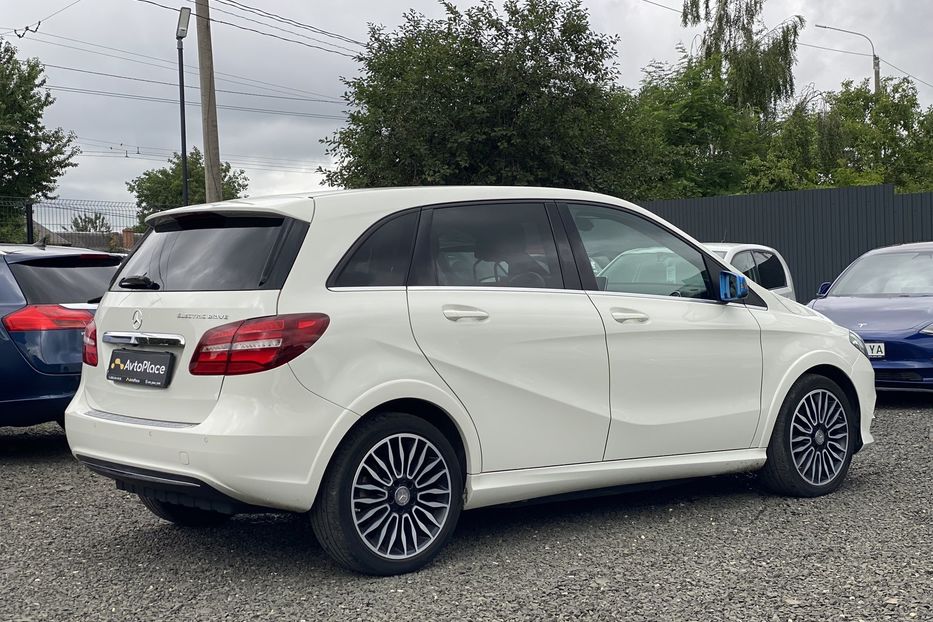 Продам Mercedes-Benz B-Class 2015 года в Луцке