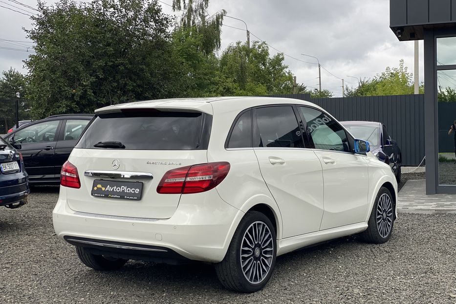 Продам Mercedes-Benz B-Class 2015 года в Луцке