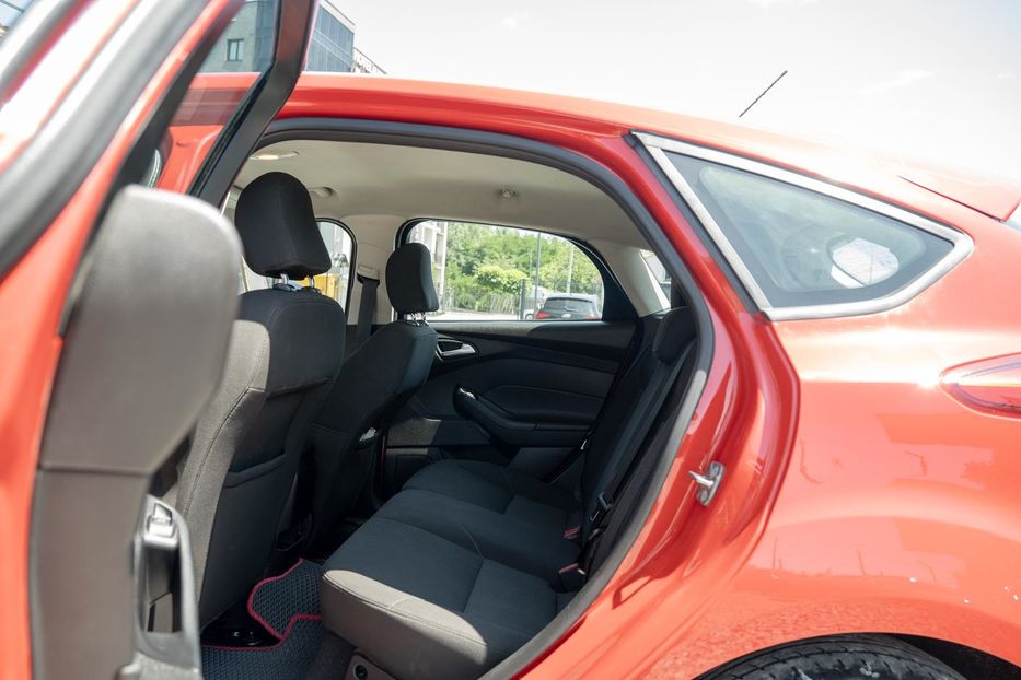 Продам Ford Focus SE 2015 года в Черновцах