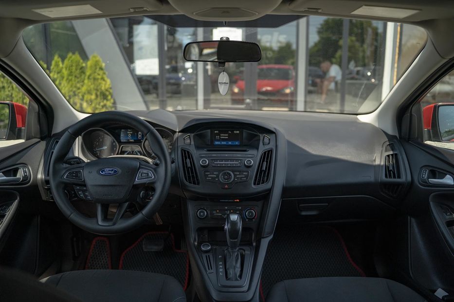 Продам Ford Focus SE 2015 года в Черновцах