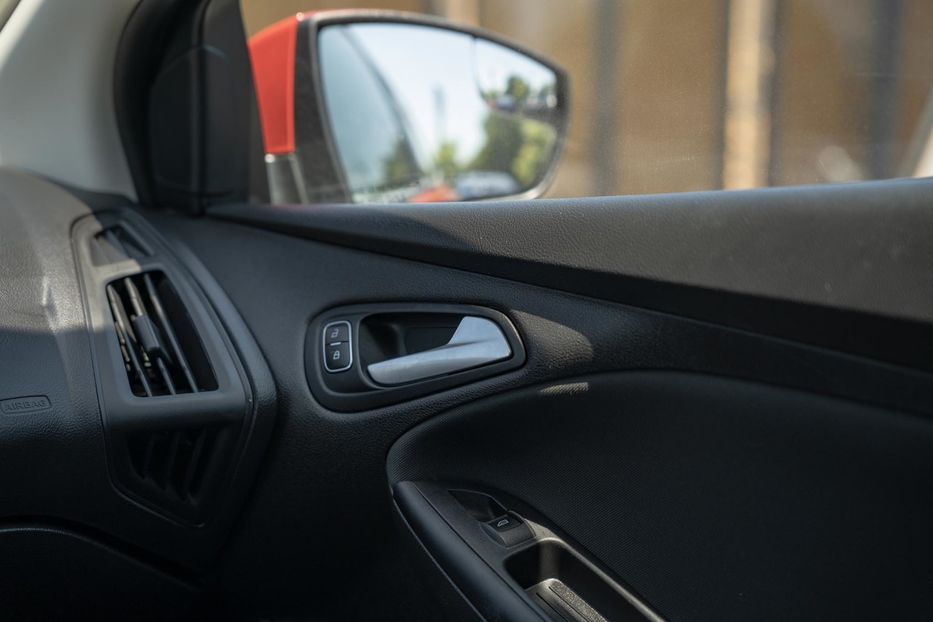 Продам Ford Focus SE 2015 года в Черновцах