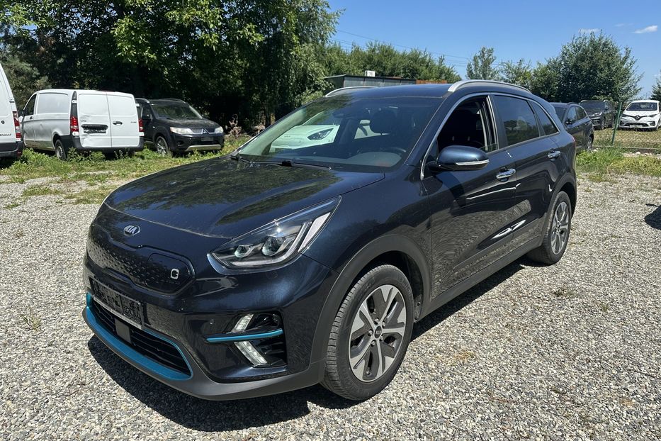 Продам Kia Niro 64квт 2021 года в Львове