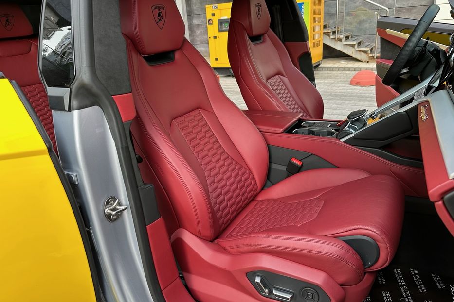 Продам Lamborghini Urus 2019 года в Киеве