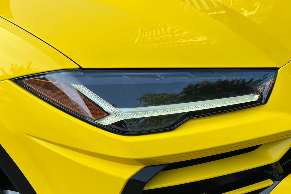 Продам Lamborghini Urus 2019 года в Киеве