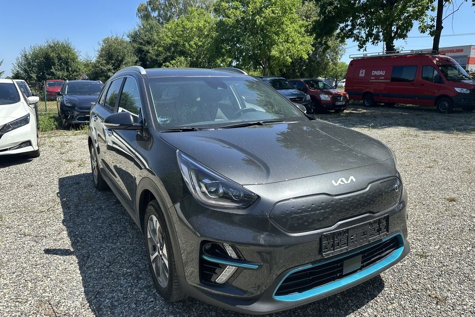Продам Kia Niro 64квт 2022 года в Львове