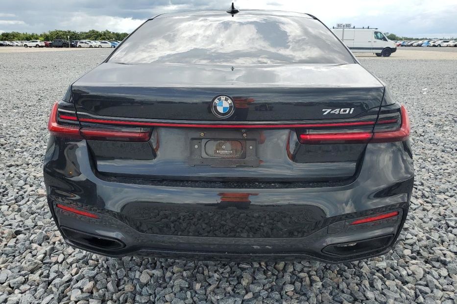 Продам BMW 740 I 2020 года в Черновцах