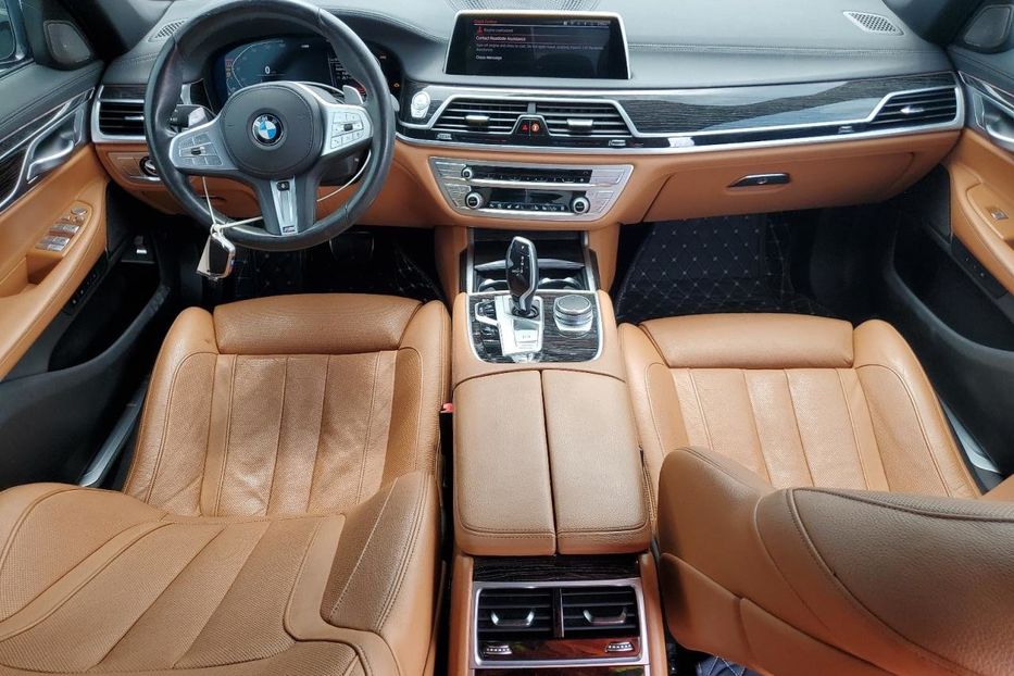 Продам BMW 740 I 2020 года в Черновцах