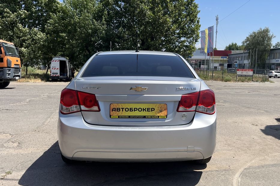 Продам Chevrolet Cruze LS 2010 года в Николаеве
