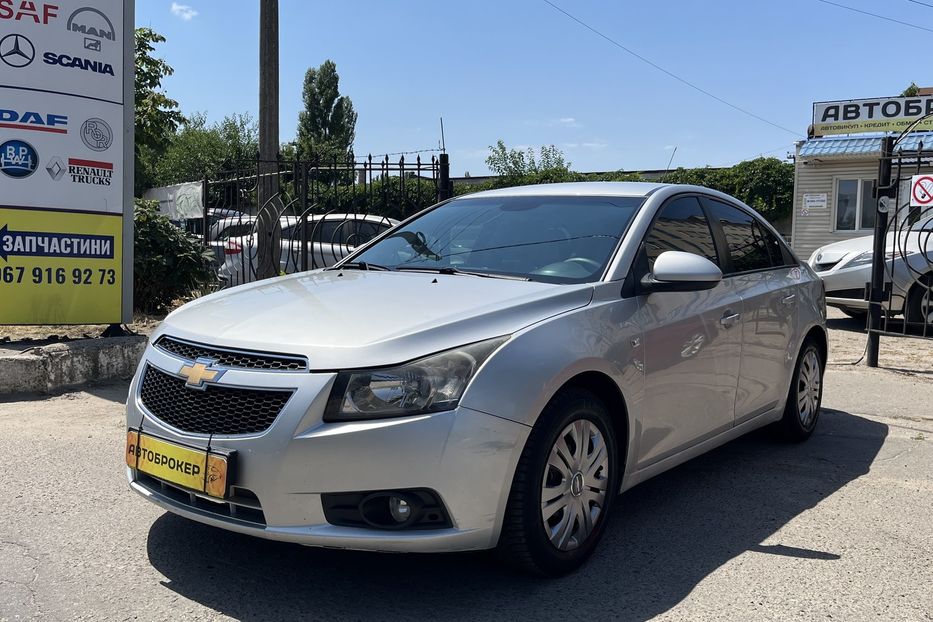 Продам Chevrolet Cruze LS 2010 года в Николаеве