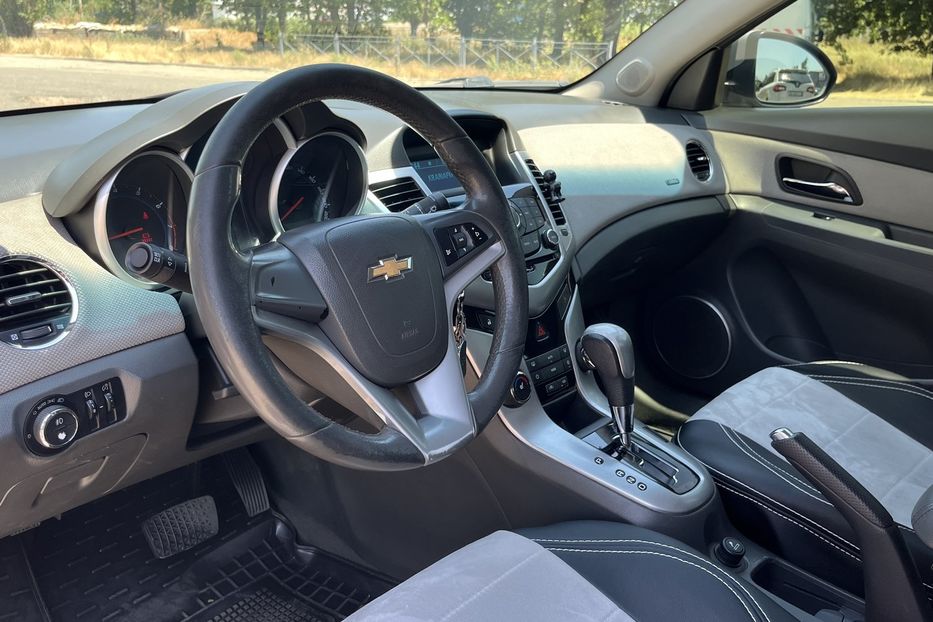 Продам Chevrolet Cruze LS 2010 года в Николаеве