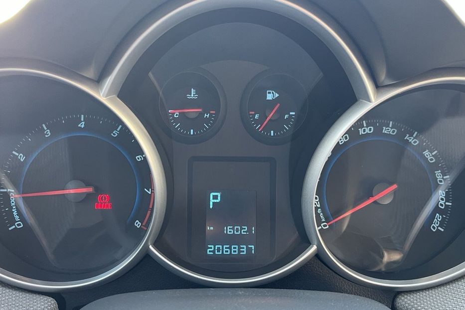 Продам Chevrolet Cruze LS 2010 года в Николаеве