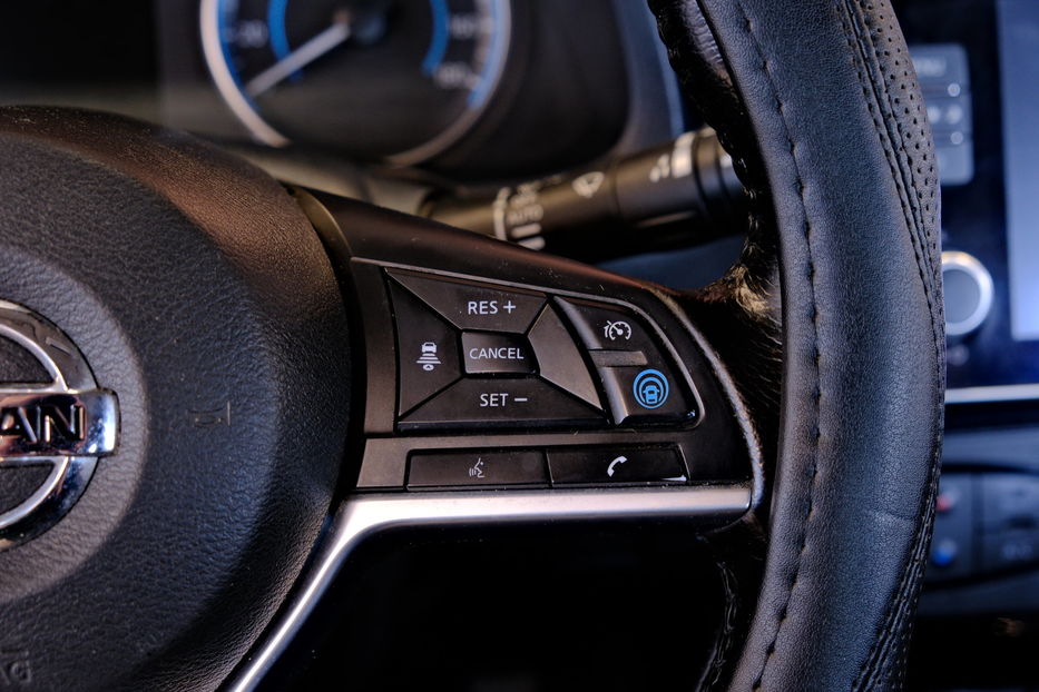 Продам Nissan Leaf 2022 года в Одессе